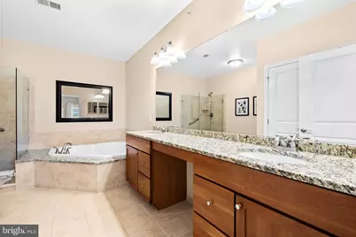 500 Regatta Drive #2540, Philadelphia, PA 19146 - Photo 29