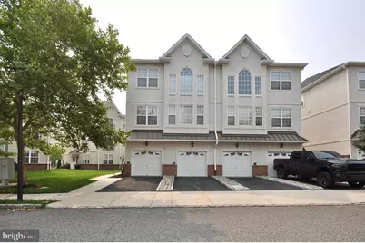 3201 Capri Drive, Philadelphia, PA 19145 - Photo 1
