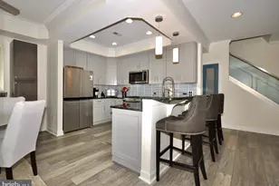 3201 Capri Dr, Philadelphia, PA 19145 - Photo 11