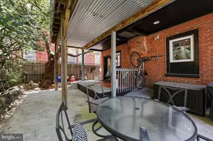 2335 Carpenter St, Philadelphia, PA 19146 - Photo 45