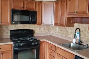 12214 Medford Rd, Philadelphia, PA 19154 - Photo 3