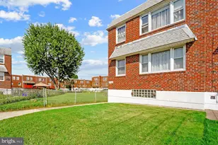 8728 Gillespie St, Philadelphia, PA 19136 - Photo 3