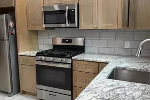 2126 S Iseminger St, Philadelphia, PA 19148 - Photo 9