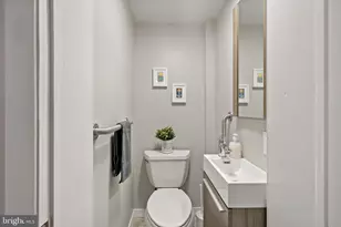 2126 S Iseminger St, Philadelphia, PA 19148 - Photo 13