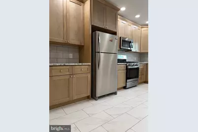 2126 S Iseminger Street, Philadelphia, PA 19148 - Photo 9