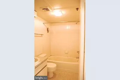 130-3 Arch Street #406, Philadelphia, PA 19106 - Photo 15