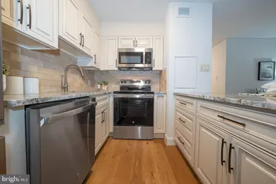1900 John F Kennedy Boulevard #402, Philadelphia, PA 19103 - Photo 11