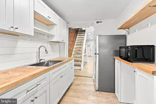 2307 N Mascher St, Philadelphia, PA 19133 - Photo 9
