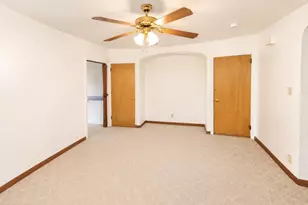 1221 Knorr St, Philadelphia, PA 19111 - Photo 9