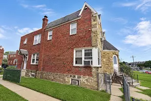 1221 Knorr St, Philadelphia, PA 19111 - Photo 3
