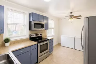 1221 Knorr St, Philadelphia, PA 19111 - Photo 11