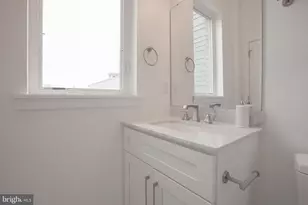 1534 Ridge Ave, Philadelphia, PA 19130 - Photo 11