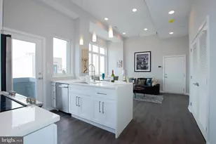 1534 Ridge Ave, Philadelphia, PA 19130 - Photo 3