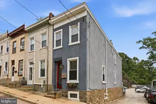 305 Carson St, Philadelphia, PA 19128 - Photo 1