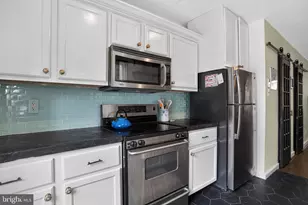 2014 McClellan St, Philadelphia, PA 19145 - Photo 11