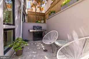 808 Carpenter St, Philadelphia, PA 19147 - Photo 41