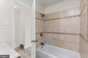 2717 Plover St, Philadelphia, PA 19153 - Photo 11