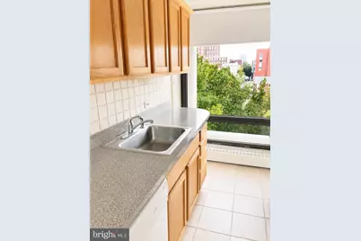 200 Locust Street #4DN, Philadelphia, PA 19106 - Photo 5