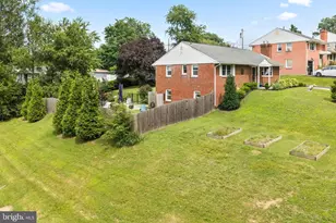 8733 Old Line Rd, Philadelphia, PA 19128 - Photo 3