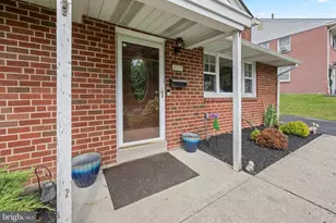 8733 Old Line Rd, Philadelphia, PA 19128 - Photo 5