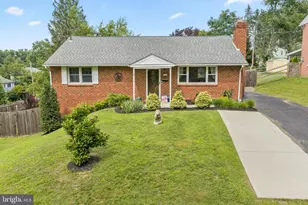 8733 Old Line Rd, Philadelphia, PA 19128 - Photo 1