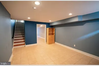 1727 Annin Street, Philadelphia, PA 19146 - Photo 9