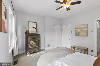621 S Bambrey Street, Philadelphia, PA 19146 - Photo 17