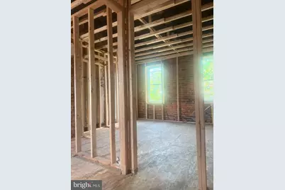 734 W Russell Street, Philadelphia, PA 19140 - Photo 3