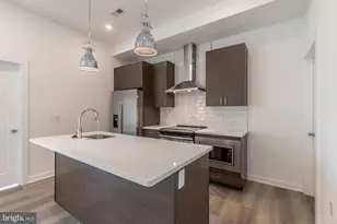 710 N 16th St, Philadelphia, PA 19130 - Photo 3