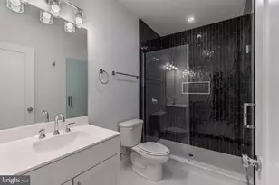 710 N 16th St, Philadelphia, PA 19130 - Photo 19