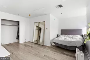 1100 Vine St, Philadelphia, PA 19107 - Photo 11