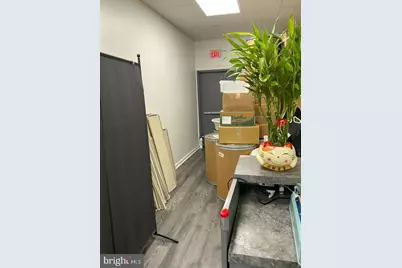 218 N 9th Street, Philadelphia, PA 19107 - Photo 3