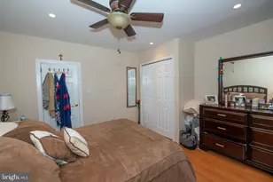 1715 S Iseminger St, Philadelphia, PA 19148 - Photo 19