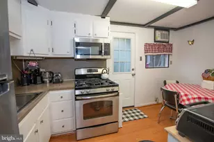 1715 S Iseminger St, Philadelphia, PA 19148 - Photo 11