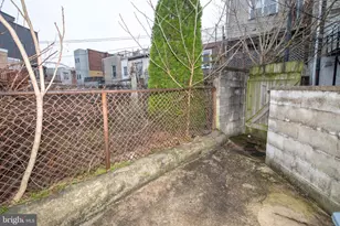 1715 S Iseminger St, Philadelphia, PA 19148 - Photo 25