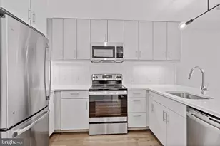 569 N 5th St, Philadelphia, PA 19123 - Photo 5
