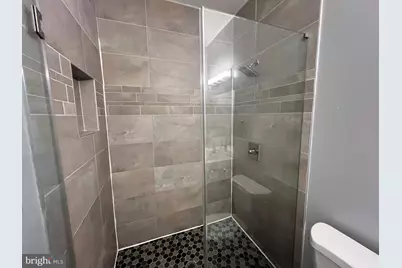924 N 15th Street #3, Philadelphia, PA 19130 - Photo 11