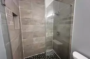 924 N 15th St, Philadelphia, PA 19130 - Photo 11