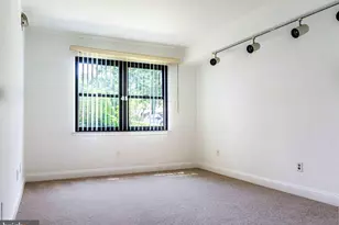 323 Shawmont Ave, Philadelphia, PA 19128 - Photo 19