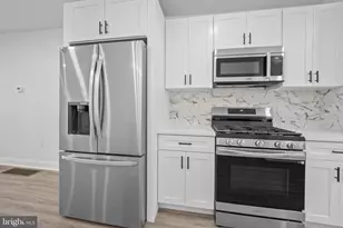 5834 N 15th St, Philadelphia, PA 19141 - Photo 7