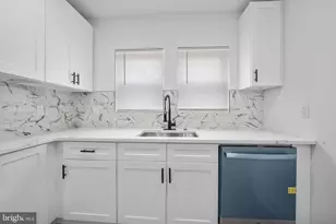 5834 N 15th St, Philadelphia, PA 19141 - Photo 9