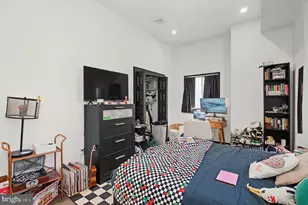 519 N 38th St, Philadelphia, PA 19104 - Photo 13