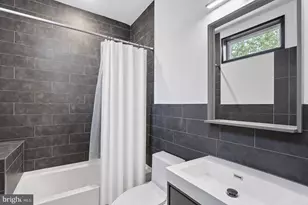 519 N 38th St, Philadelphia, PA 19104 - Photo 15