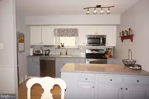 2773 Axe Factory Rd, Philadelphia, PA 19152 - Photo 23