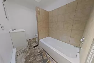 5108 Marlow St, Philadelphia, PA 19124 - Photo 9