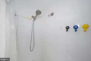 8910 Sylvia Ln, Philadelphia, PA 19115 - Photo 37