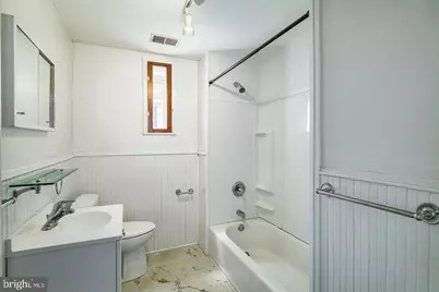 923 N 20th Street #2, Philadelphia, PA 19130 - Photo 11