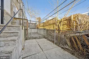 2537 S Millick St, Philadelphia, PA 19142 - Photo 15
