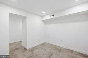 1322 S Lindenwood St, Philadelphia, PA 19143 - Photo 25
