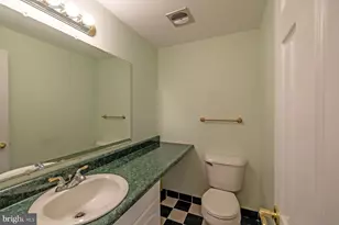 700 Susquehanna Rd, Philadelphia, PA 19111 - Photo 21